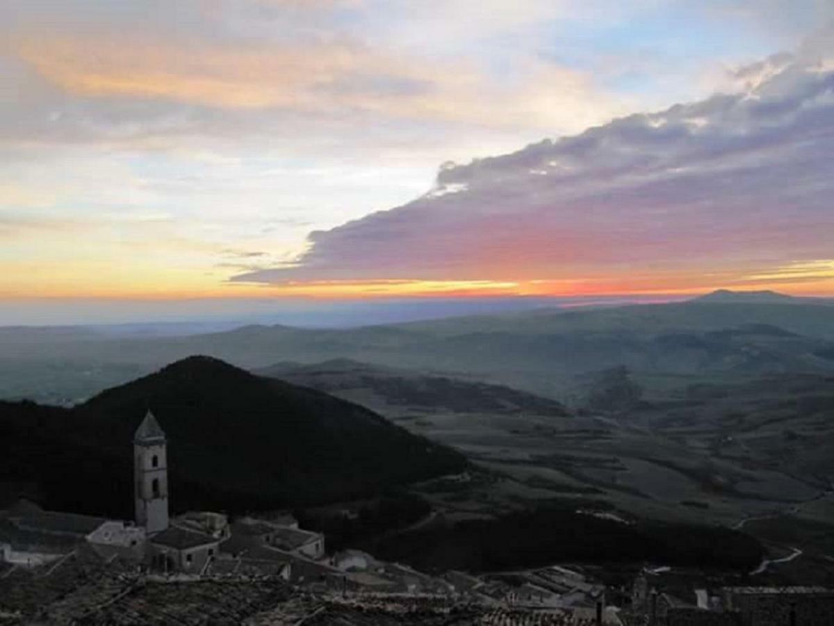 L'Antico Monastero Bed & Breakfast Sant'Agata di Puglia Dış mekan fotoğraf